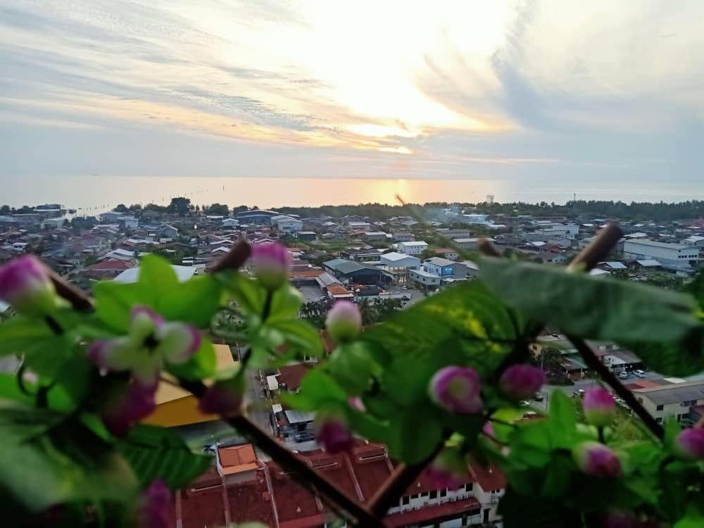 Sekinchan Seaview Homestay L143 High View Ngoại thất bức ảnh
